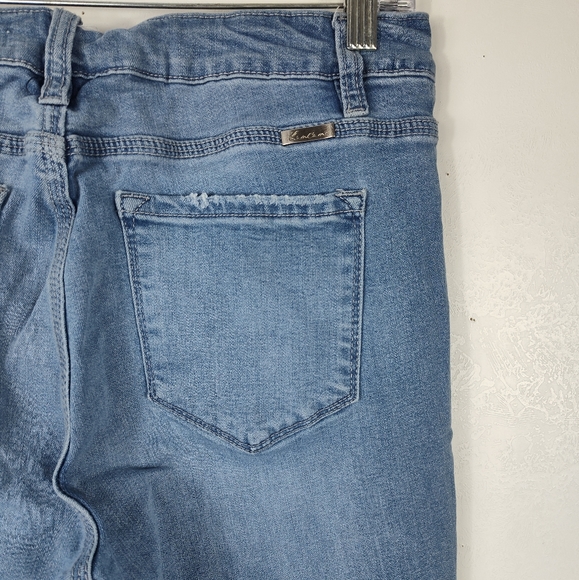 Kancan Light Blue Skinny Jeans Button Fly 13/30 - Picture 8 of 11